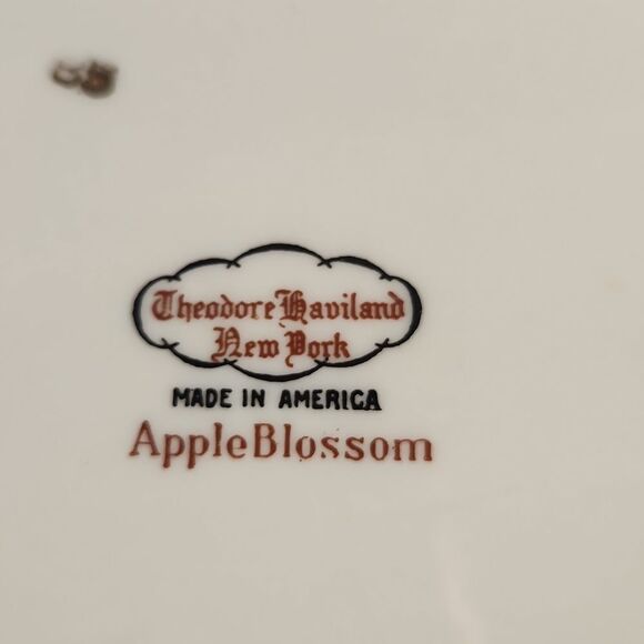 Theodore Haviland Apple Blossom Vegtable Serving Bowl - Picture 5 of 5